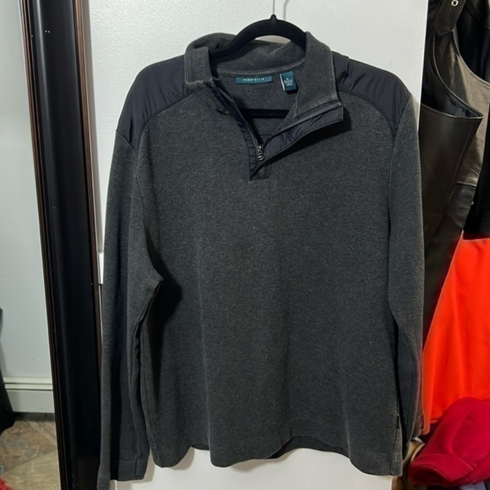 Perry Ellis, dark, gray and black pull over size extra large